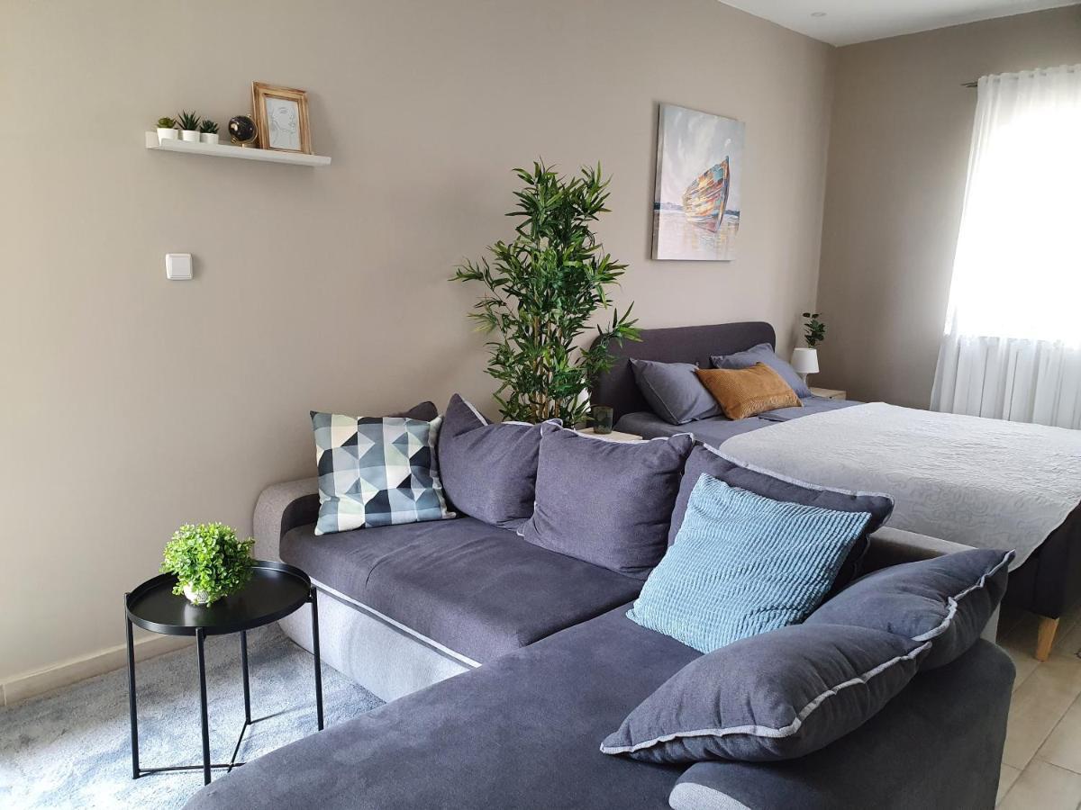 Apartment Danijela Novalja Bagian luar foto
